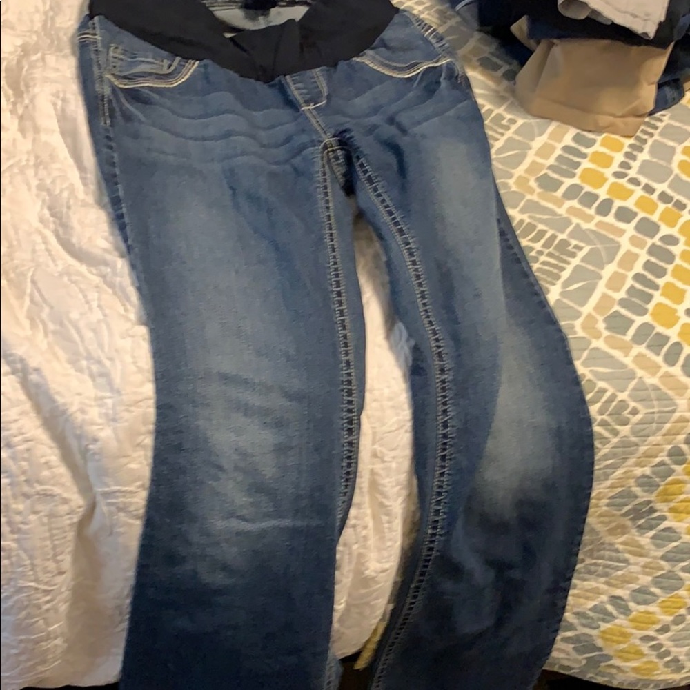 Boot cut maternity jeans